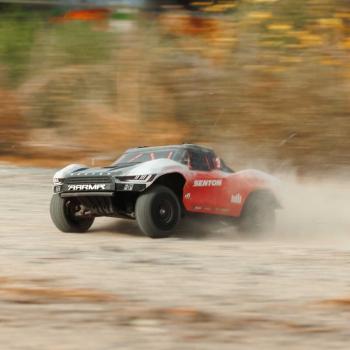 Arrma 1/10 SENTON 223S DSC 4X4 RTR Brushless Short Course Truck Offroad RC-Car, Red - ARA4303V4T2