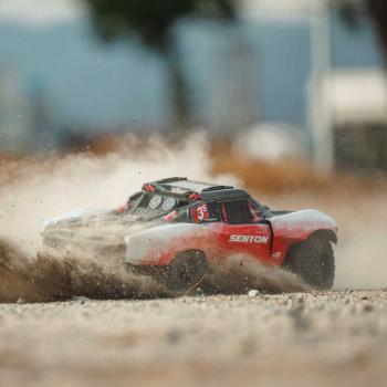 Arrma 1/10 SENTON 223S DSC 4X4 RTR Brushless Short Course Truck Offroad RC-Car, Red - ARA4303V4T2