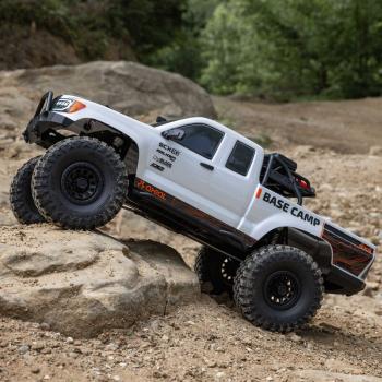 Axial 1/10 SCX10 III Base Camp 4X4 Rock Crawler Brushed RTR, White RC-Offroad Car - AXI-1375T1