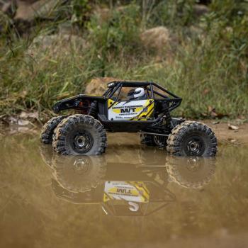 Axial 1/18 UTB18 Capra 4WS 4X4 RTR Brushed Rock Crawler (Battery & Charger Included), Yellow - AXI-1750T2