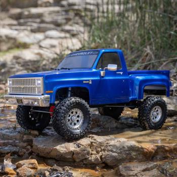 Axial 1/10 SCX10 III Base Camp 1982 Chevy K10 4X4 RTR Offroad RC-Car Crawler Blue - AXI03030T1
