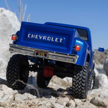 Axial 1/10 SCX10 III Base Camp 1982 Chevy K10 4X4 RTR Offroad RC-Car Crawler Blue - AXI03030T1