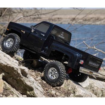 Axial 1/10 SCX10 III Base Camp 1982 Chevy K10 4X4 RTR Ofroad RC-Car Crawler Black - AXI03030T2
