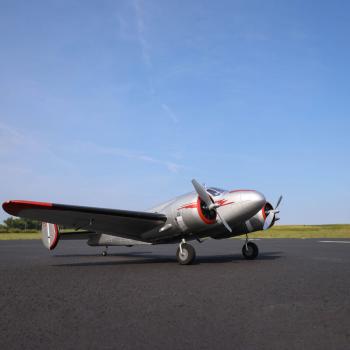 E-flite Twin Beechcraft D18 1.5m RC-Flugzeug BNF Basic - EFL1096250
