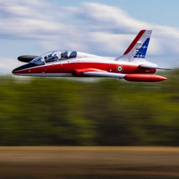Hangar9 Aermacchi MB-339 60-86N Scale Military Turbine Jet RC-Flugzeug ARF 84 - HAN3390B