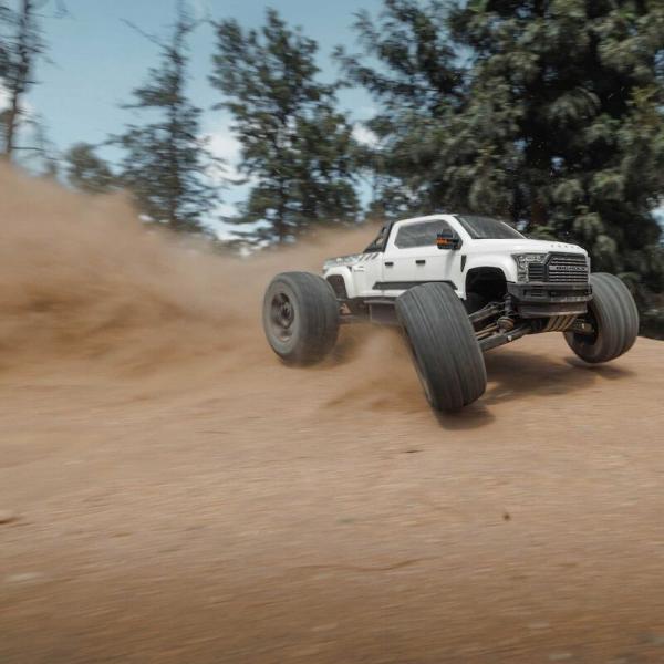 Arrma 1/7 BIG ROCK 6S 4X4 BLX Monster Truck Offroad RC-Car RTR White - ARA7612T3