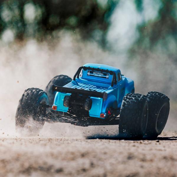 Arrma NOTORIOUS 6S 4WD BLX 1/8 Stunt Truck RTR Blue - ARA8611V5T2
