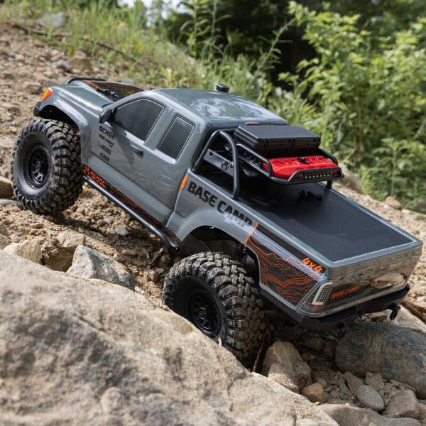 Axial 1/10 SCX10 III Base Camp 4X4 Rock Crawler Brushed RTR, White RC-Offroad Car - AXI-1375T2