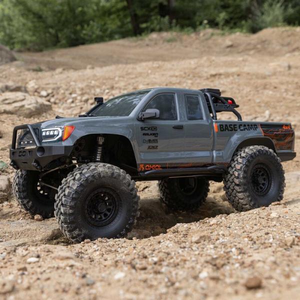 Axial 1/10 SCX10 III Base Camp 4X4 Rock Crawler Brushed RTR, White RC-Offroad Car - AXI-1375T2