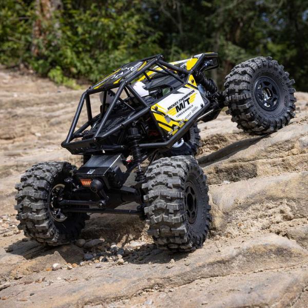 Axial 1/18 UTB18 Capra 4WS 4X4 RTR Brushed Rock Crawler (Battery & Charger Included), Yellow - AXI-1750T2