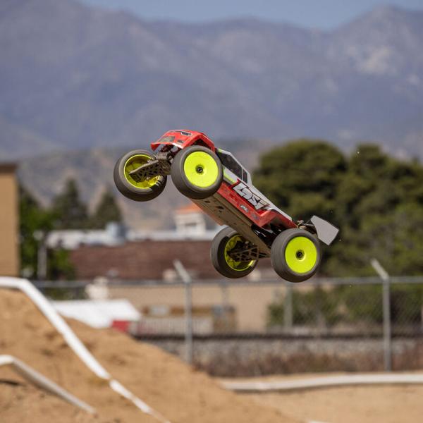 Losi 1/8 8IGHT-XTE 4WD Sensored Brushless Racing Truggy Offroad RC-Car RTR - LOS04020