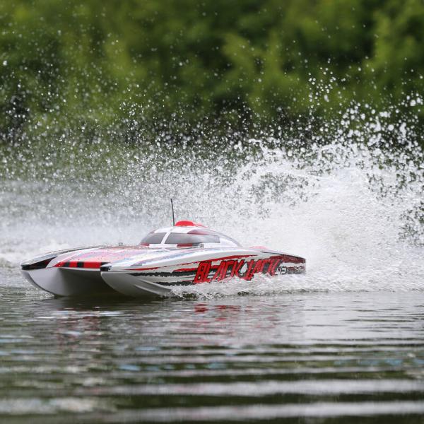 Proboat Blackjack 42-inch Brushless 8S Catamaran RC-Rennboot WHT/RED RTR - PRB08043T2