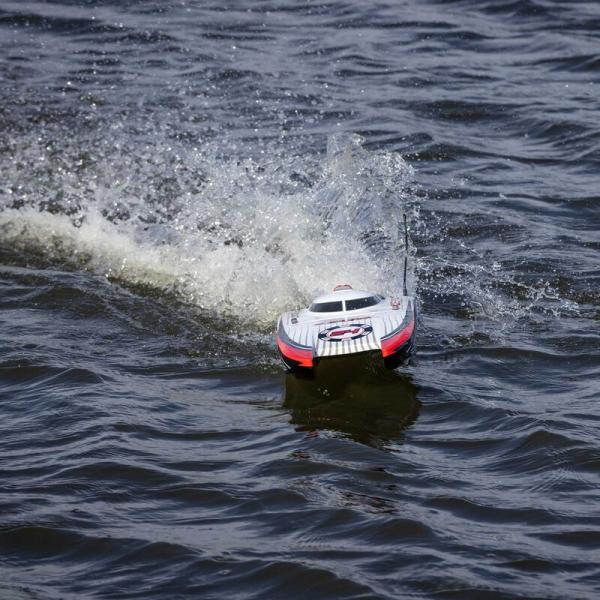 ProBoat Blackjack 24 V2 Catamaran Brushless RC-Rennboot: RTR Vegas Offshore - PRB08049T2