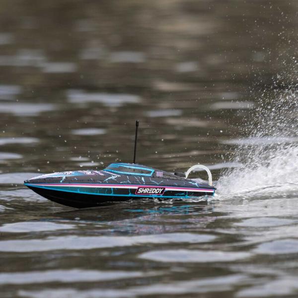 ProBoat Recoil 2 18 Self-Righting Brushless Deep-V RC-Rennboot RTR Shreddy - PRB08053T1